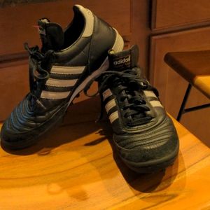 soccer shoes